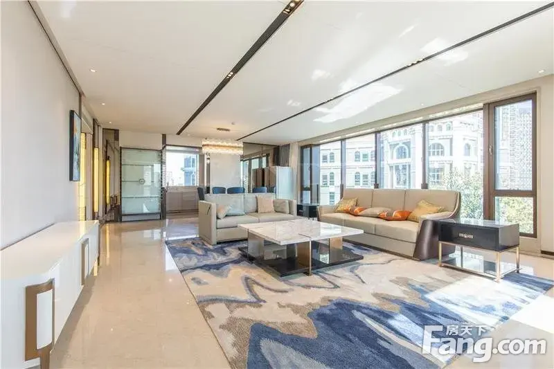 东直门桥次新盘,东边户,客厅270度观景采光,全新房