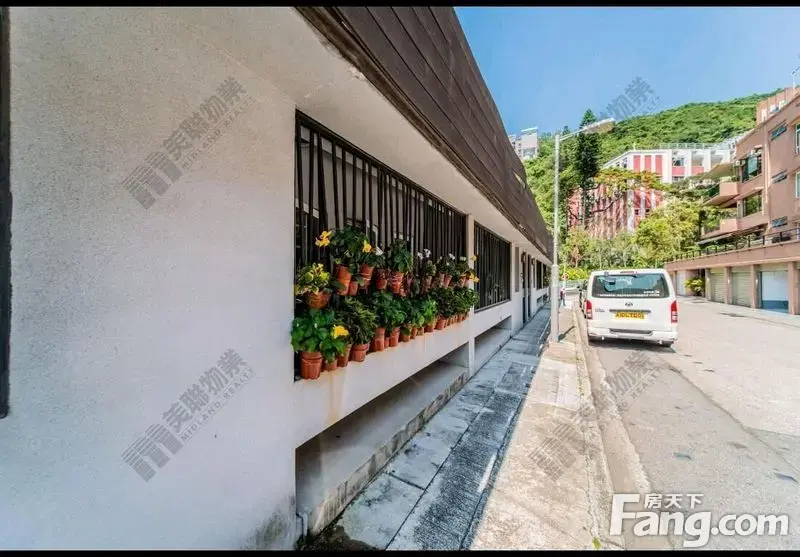 罕有豪宅地段低密度,名人聚居地,邻近铜锣湾购物中心