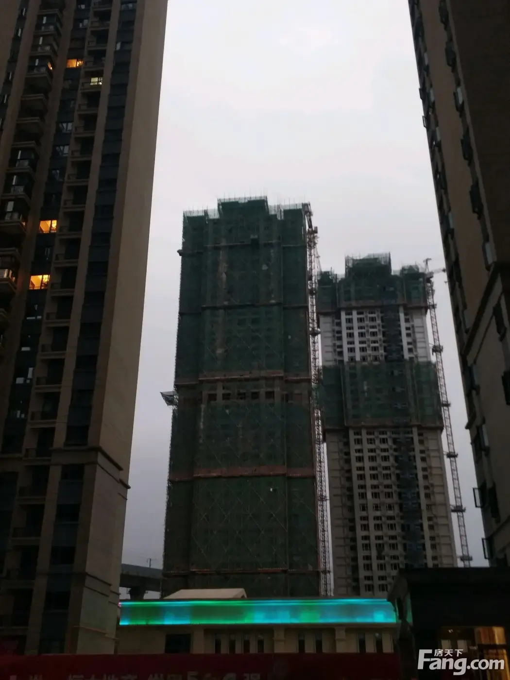 贵阳恒大帝景新拍现场图片,实时了解楼盘新动态!