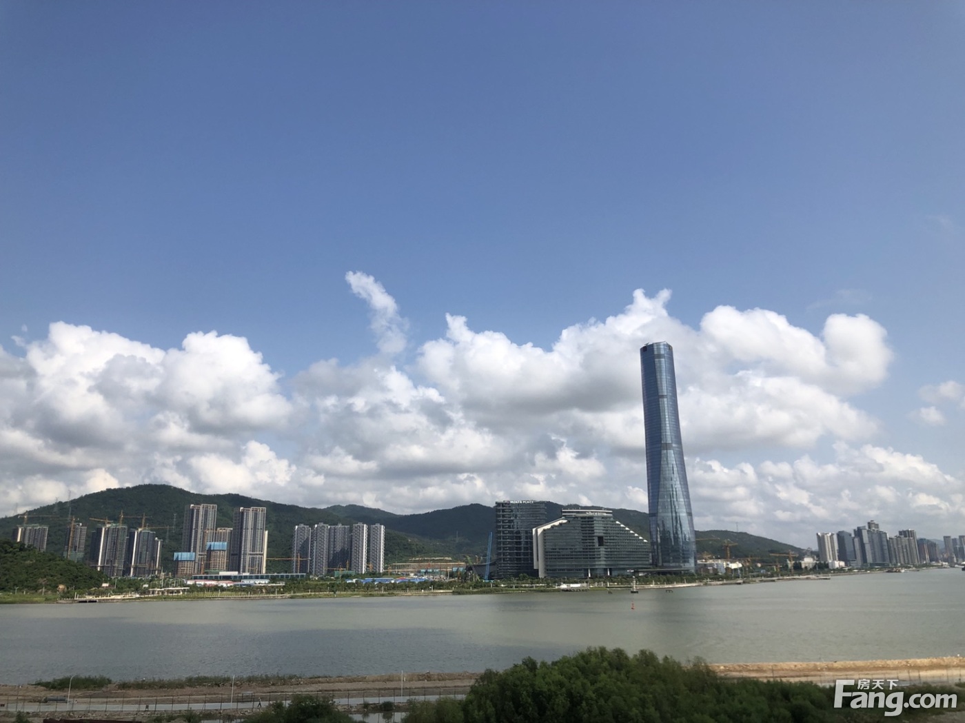 珠江国际金融中心新拍现场谍照，实时了解楼盘新动态！