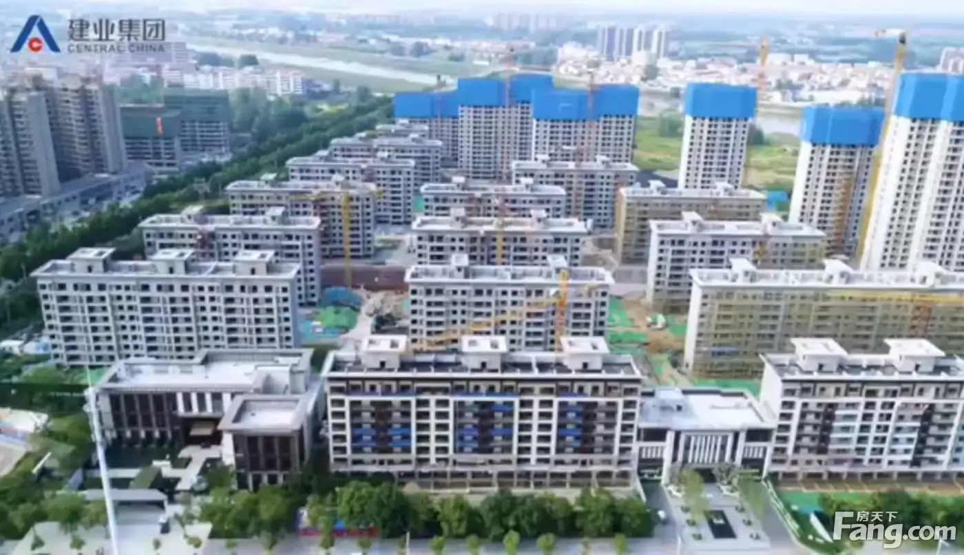 扶沟建业新城未来住的人多不多,空间大不大,有多少建面,车位紧张吗?