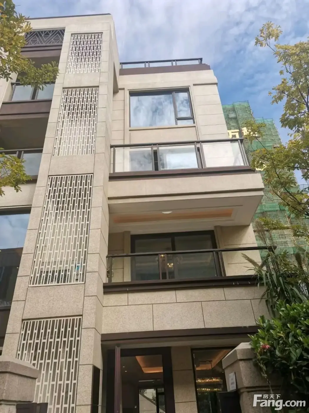 都不辜负生活的美好何止一面总价约130万起·城市别墅华发未来城