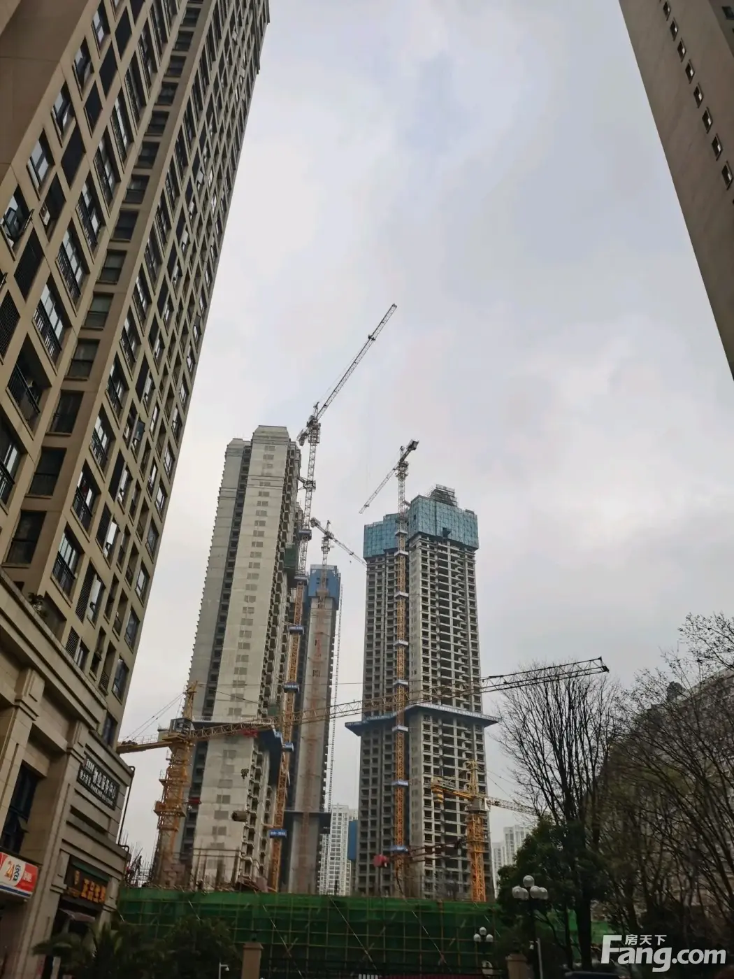贵阳恒大帝景新拍现场图片,实时了解楼盘新动态!