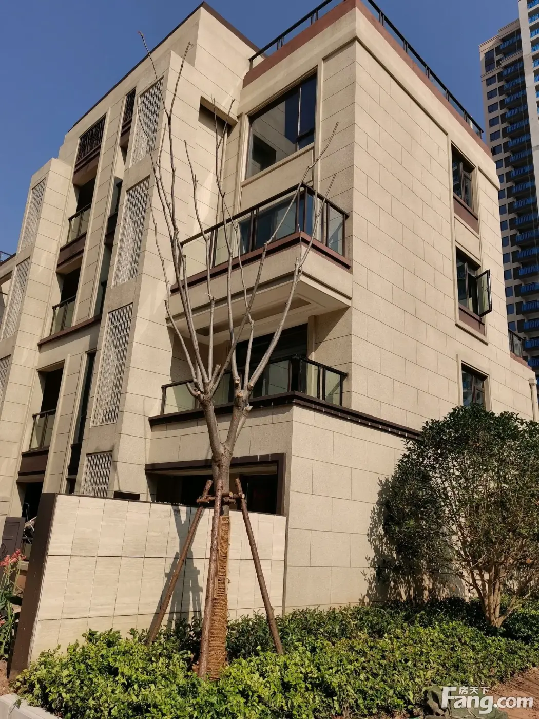 华发未来城怎么样看现场置业顾问发布了3条项目新消息