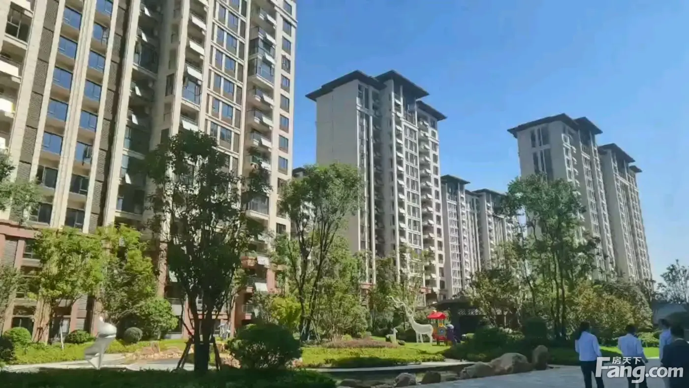 大华公园华府好不好置业顾问从项目现场发回新鲜组图