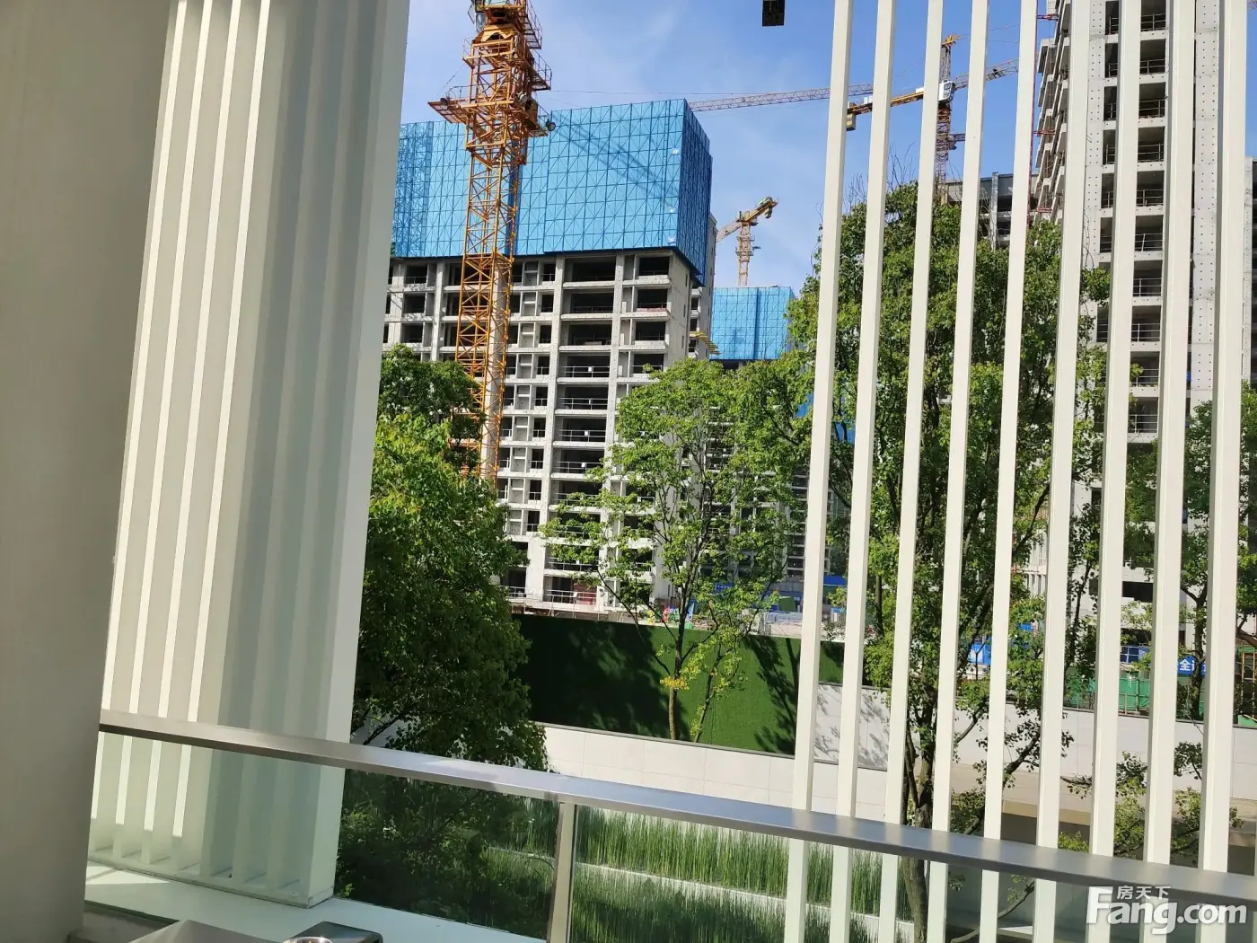 半山悦景新拍现场谍照实时了解楼盘新动态