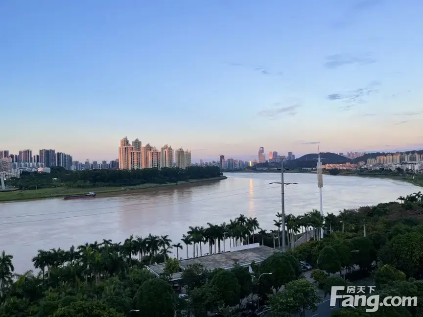星海银沙新拍现场谍照实时了解楼盘新动态