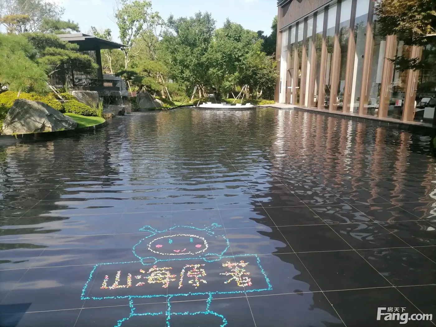 龙湖山海原著好不好置业顾问从项目现场发回新组图