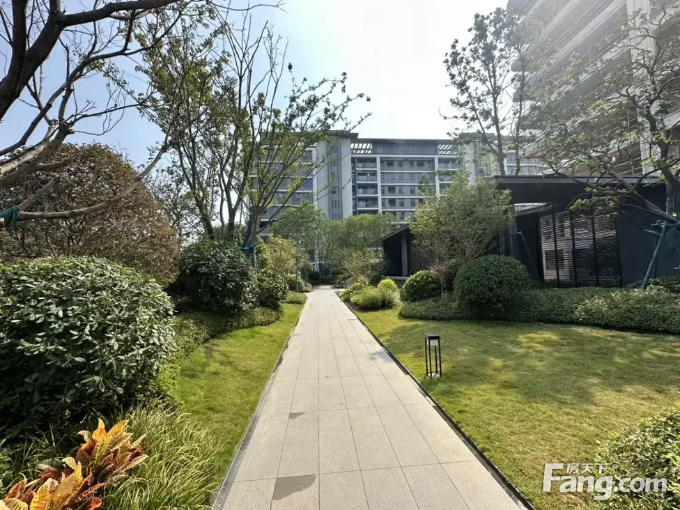 嘉臣道新拍现场谍照，实时了解楼盘新动态！-长沙新房网-房天下