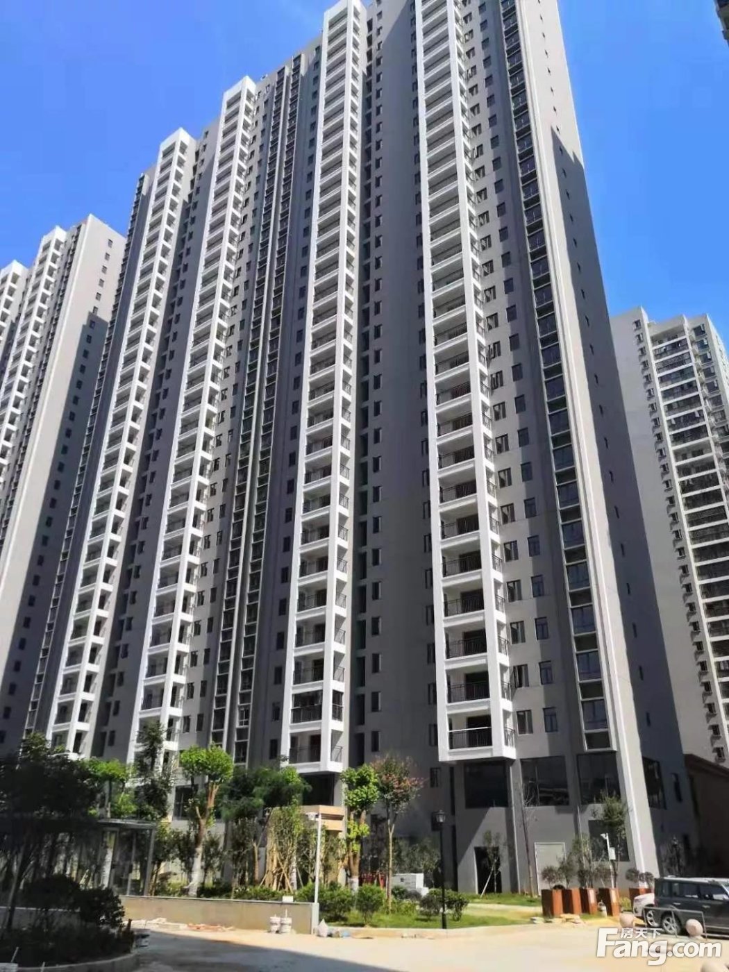 8月工程进度：香港城·裕华苑4、5、6#楼将于12月交房