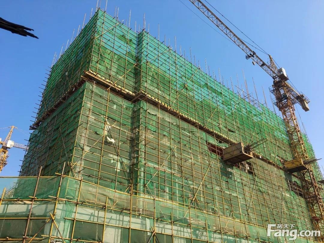 12月工程进度播报：安陆水岸华府1#楼建至10层！