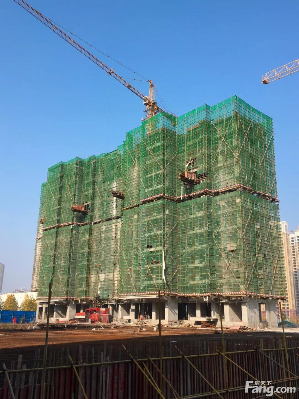 12月工程进度播报：安陆水岸华府1#楼建至10层！