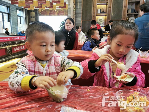 这个冬天不怕冻！中梁·国宾首府团圆饺子宴温馨举办