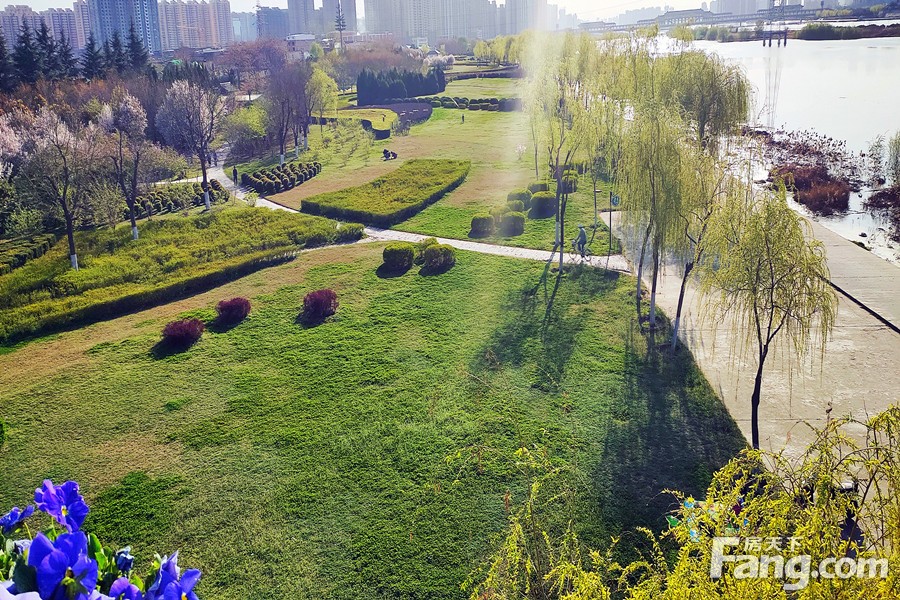 水悦澜岸|被三大公园环抱的湖居大宅,让自然成为生活的底色