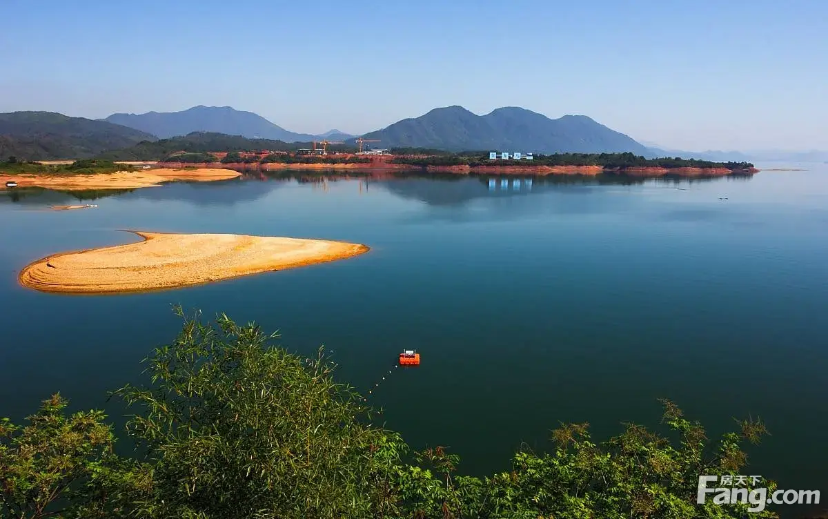 据悉,去年合肥市级饮用水水源地董铺,大房郢水库稳定达标,实现了"