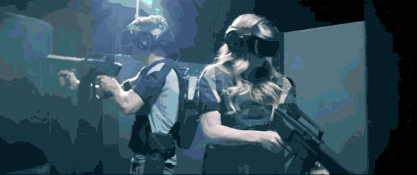 寻找聊城穿越探秘者：VR科技馆来袭，快带上小宝贝来凤凰城打开奇妙新视界