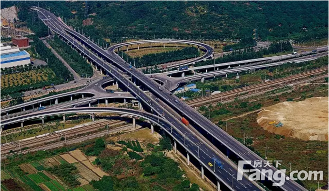 东部利好！塞成狗的广园快速笔村立交段将扩建5车道！