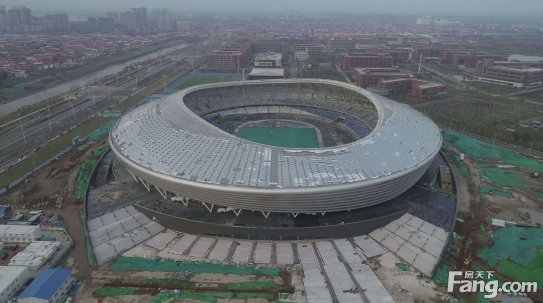 邯郸体育馆实景图(在建)2017年前后,邯郸的楼市主要集中在主城区,政府