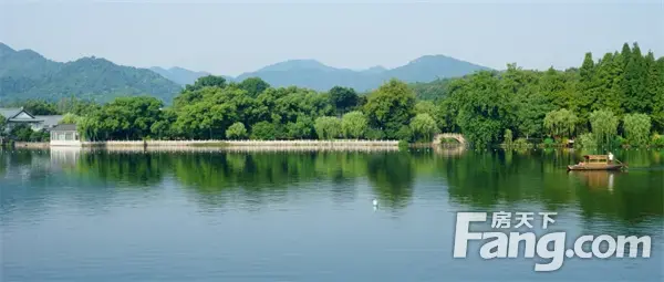 南湾·琨御府|绿化率对一座楼盘而言究竟意味着什么？