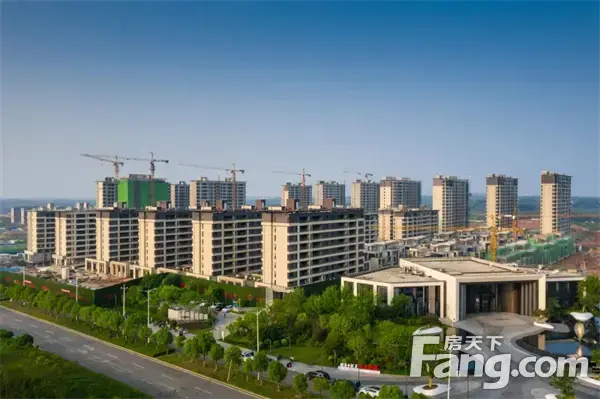 新区难得湖景洋房，注定少数人的私藏丨印象湖山湖景洋房盛情加推！
