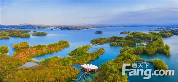 好房Online | 信阳融创·御湖宸院 序领城市归心共鸣
