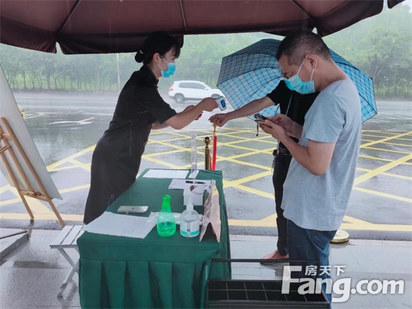 信合·中央公园丨疫情之下居住升级，这些硬核购房指南你get到了吗？