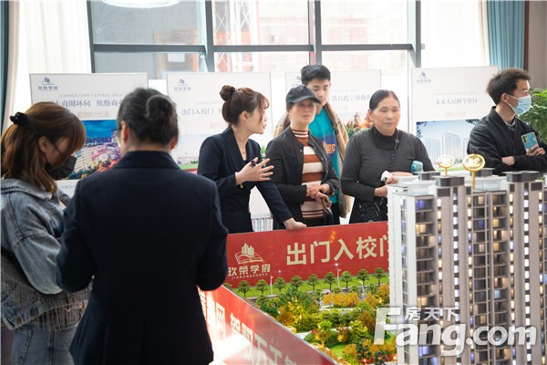 不负等待！信阳这个绝佳地段的新楼盘，营销中心开放了！