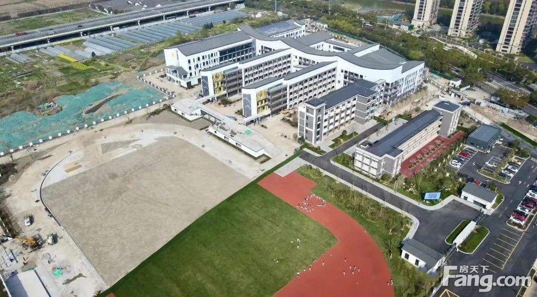 湖州仁皇山新区爱山小学奥体校区扩建即将完工9月启用