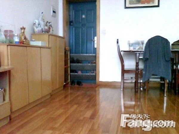 东湖胜利路溢辉大厦 3室2厅 80㎡ 1000元/月