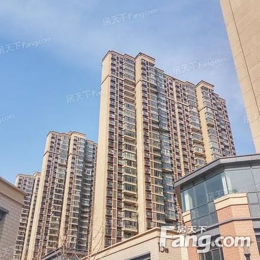 宝龙城市广场1室1厅1卫南朝向1400.00元/月出租