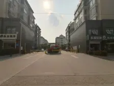 飞尔公寓 吾悦广场南侧 简单装修 干净整洁 三楼