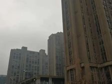 一室一厅一一卫边户采光好随时看