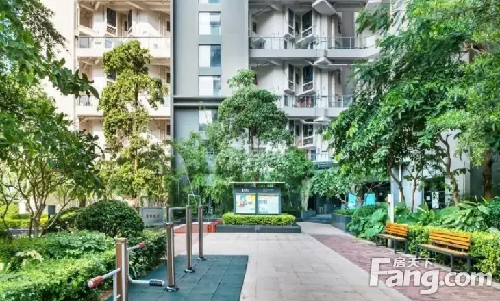 (真实)罕有阳台方正 朝南看深圳湾 满五年租金达8000
