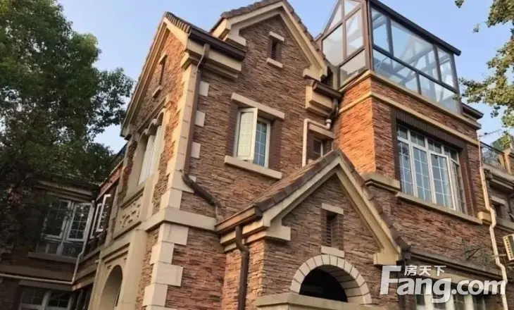 骆毅实拍 绿地梧桐院边套 房东置换大独栋 豪华装修全