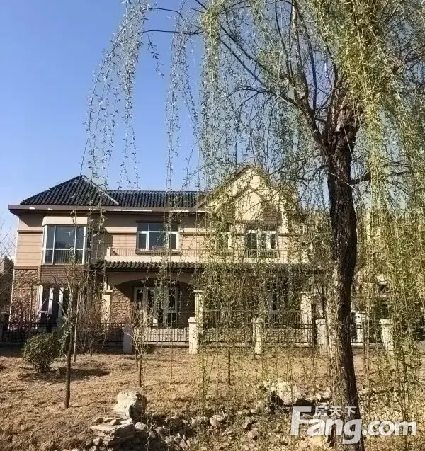稀有邻水独栋别墅 尚清湾别墅区 沿河河道景观 送不半亩地小院