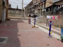 周一汇文,周山街,2室带大阳台。交通购物方便