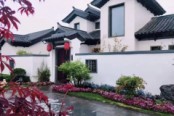 中铁春风十里纯国风中式别墅产品114平米。