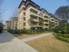 佣金6666元 璧山街道 融睿香墅里四房162万