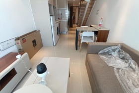 海乐世界 loft两房 带家具 拎包入住 交通购物方便