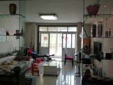 杨柳国际新城J区4室2厅2卫南朝向73.00万元出售