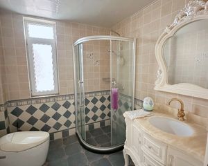 卓越蔚蓝群岛3室2厅2卫南北朝向186.00万元出售