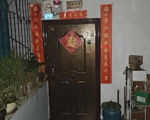 钟山区 坤园商住楼 3室2厅
