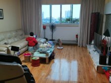 民生公寓4室2厅2卫东北朝向45.00万元出售