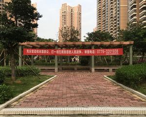 万达吾悦双商圈南北通透精三房干净整洁拎包入住