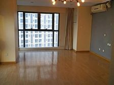 新北河海丰臣新北万达广场 1室1厅 50㎡ 2000元/月