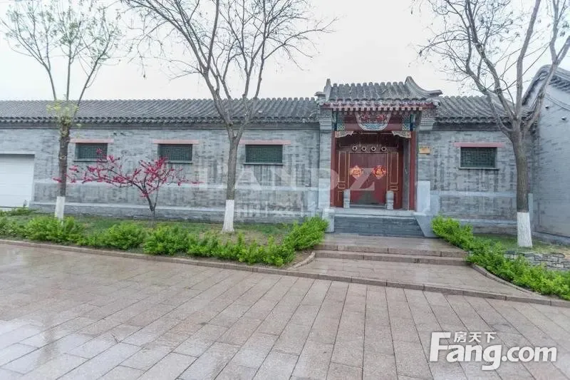 新出,标准二进院,直观西山和自家庭院,满足您的院子情节