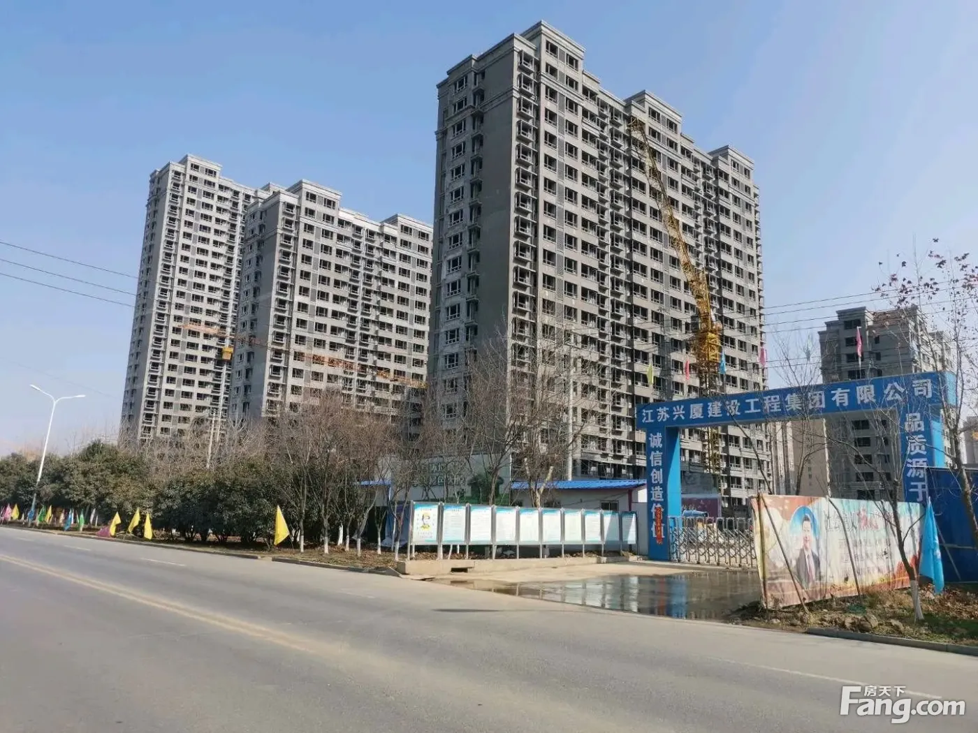 璟泰雅苑好不好置业顾问从项目现场发回新鲜组图