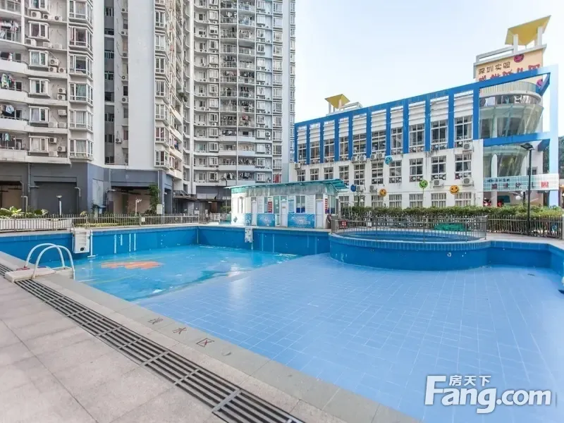 三公园环绕花园泳池社区精装大4房 双地铁物业 步行到深业上城