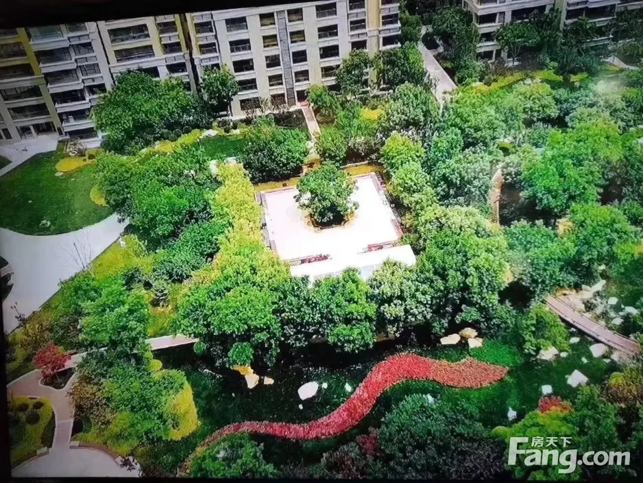 盛邦大都会6期好不好置业顾问从项目现场发回新鲜组图