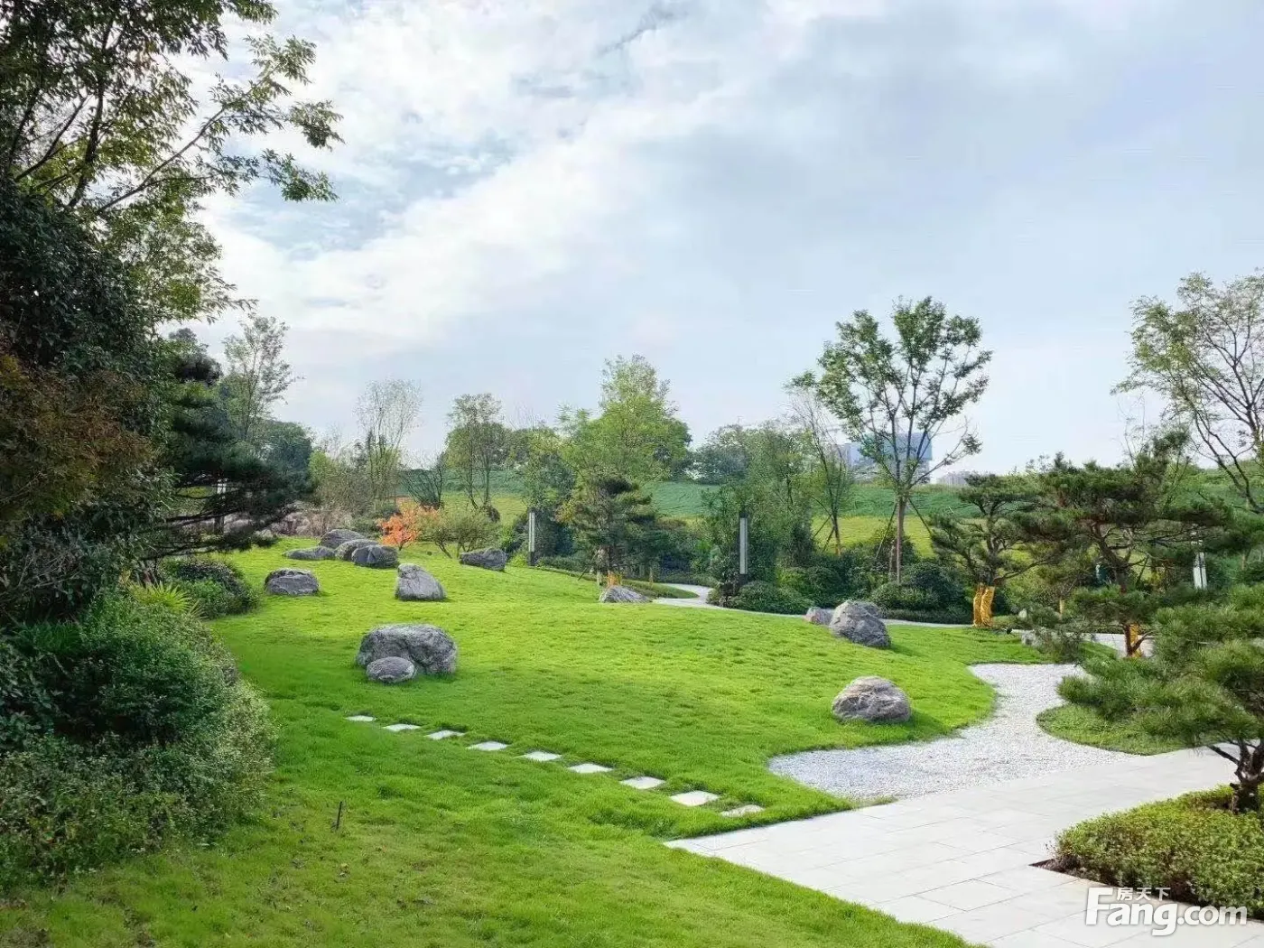 茶园商圈旁 公园里的中海央企洋房,品质有保障,购房认准我哟近期看好